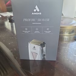 Andis Shaver