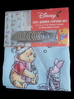 Disney Winnie The Pooh Christmas 13pc Shower Curtain Set