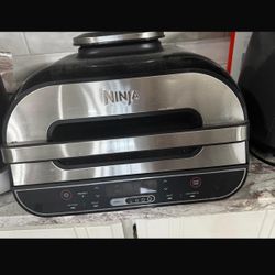 Ninja grill in great condition
