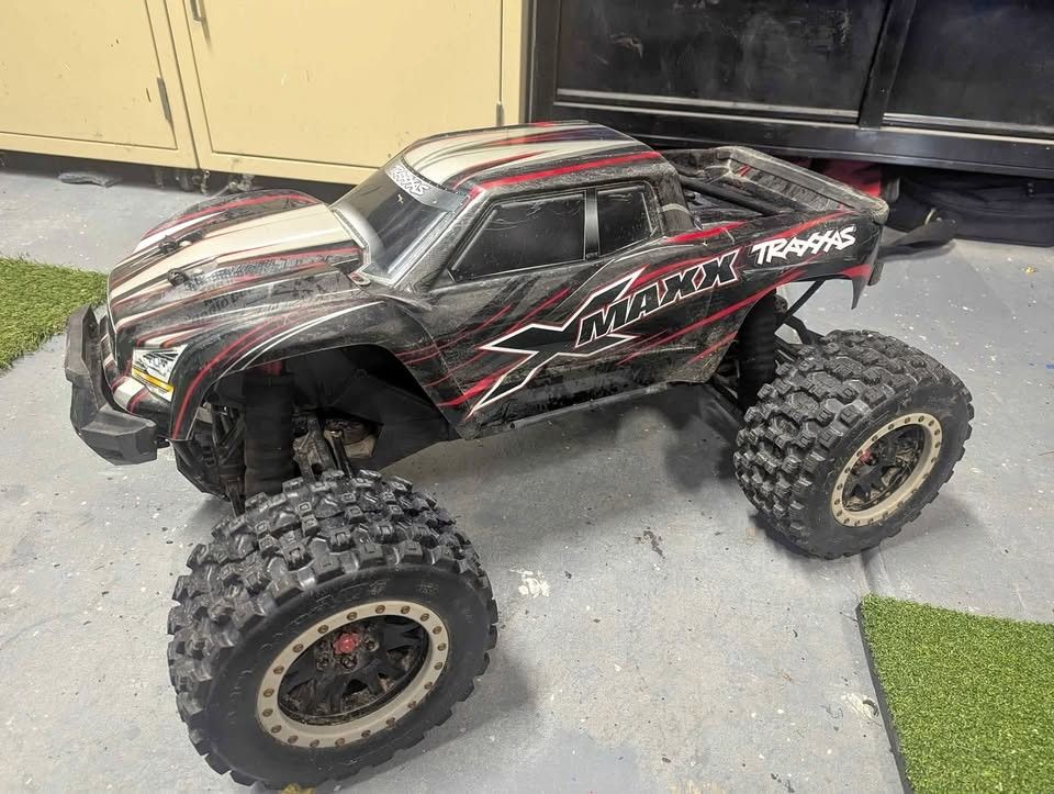 Traxxas X-MAXX 8s.
