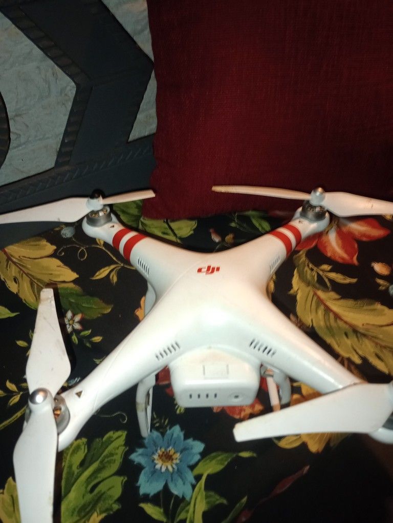 DJi Phantom 2 Vision Plus Drone (Drone Only No Remote Control