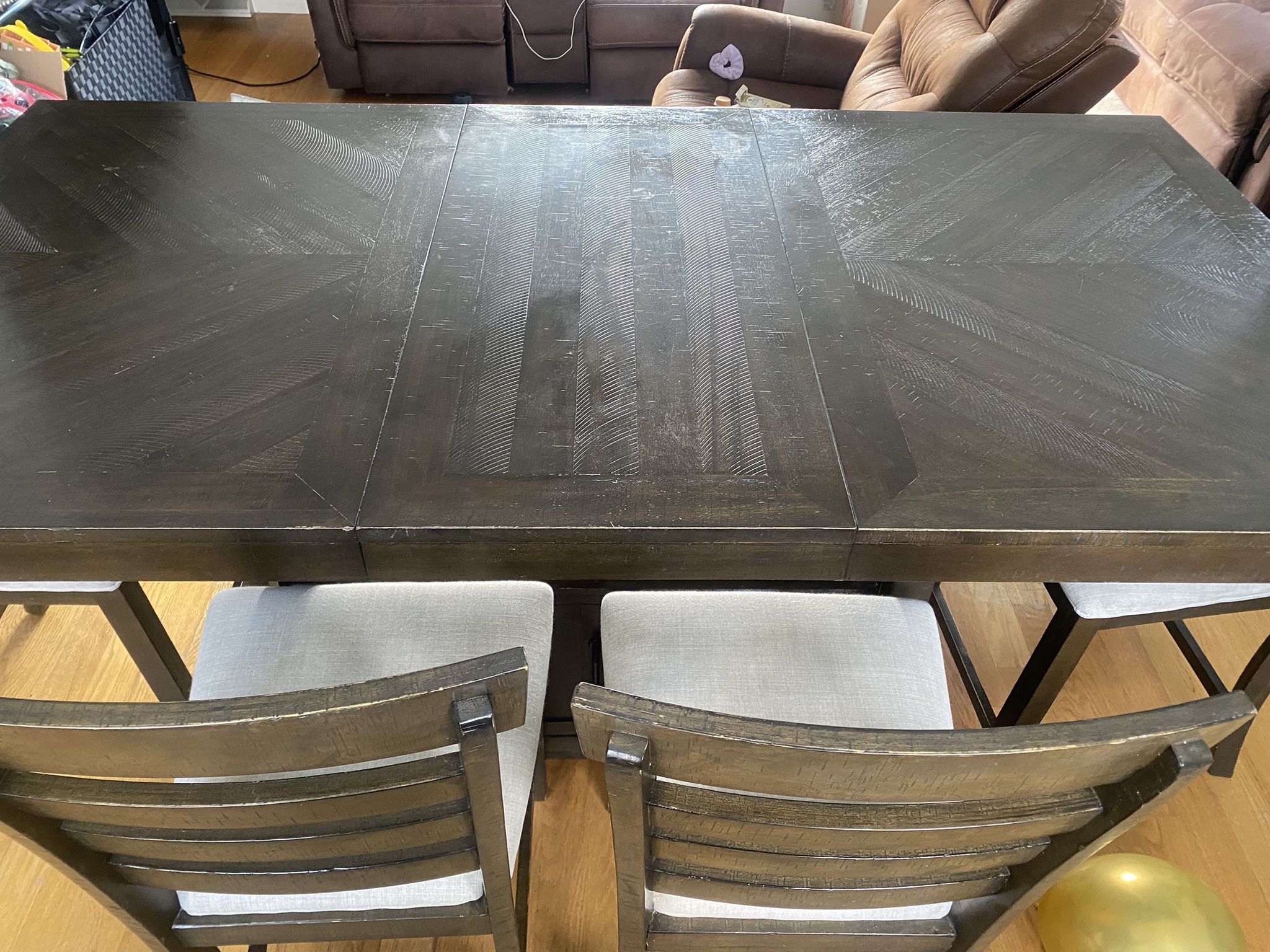 DINNING TABLE SET OF 6 PICES WITH BANQUET AND STORAGE CABINETS