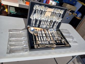 ROGERS SILVERWARE 60$