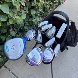 Women’s golf clubs set with a Ping golf bag