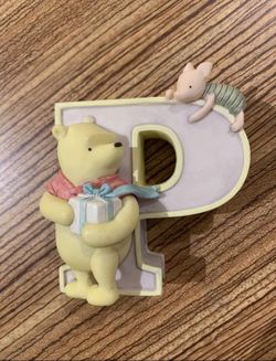Disney Classic Pooh Michel & Company Letter P Pooh and Piglet 3”