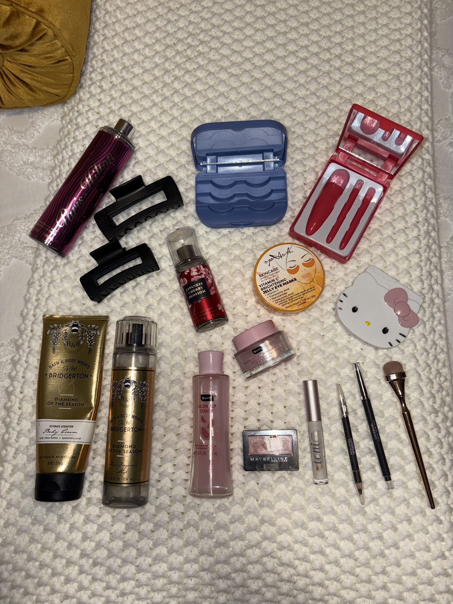 BUNDLE: Makeup, Brushes, Clips, Mirrors