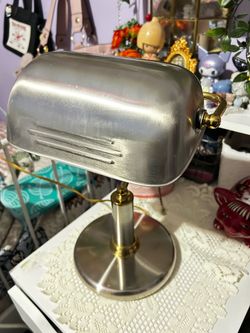 Vintage silver with gold tones  bankers lamp by underwriters labaratories