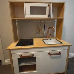 Kids Kitchen Playset – Great Condition