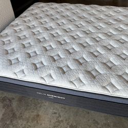 Helix Luxe Midnight Mattress - King