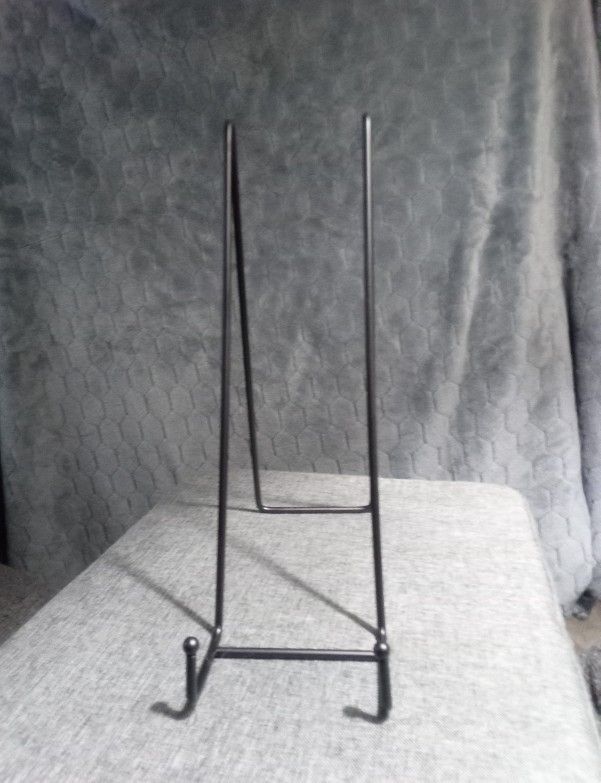 PHOTO FRAME EASEL STAND