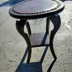 Antique Seat 17" H X 14" ROUND