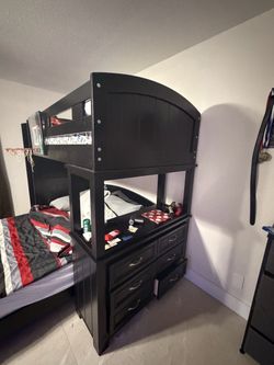 Bunk bed