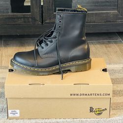 Womens Dr. Martens 1460 8-Eye Boot - Black