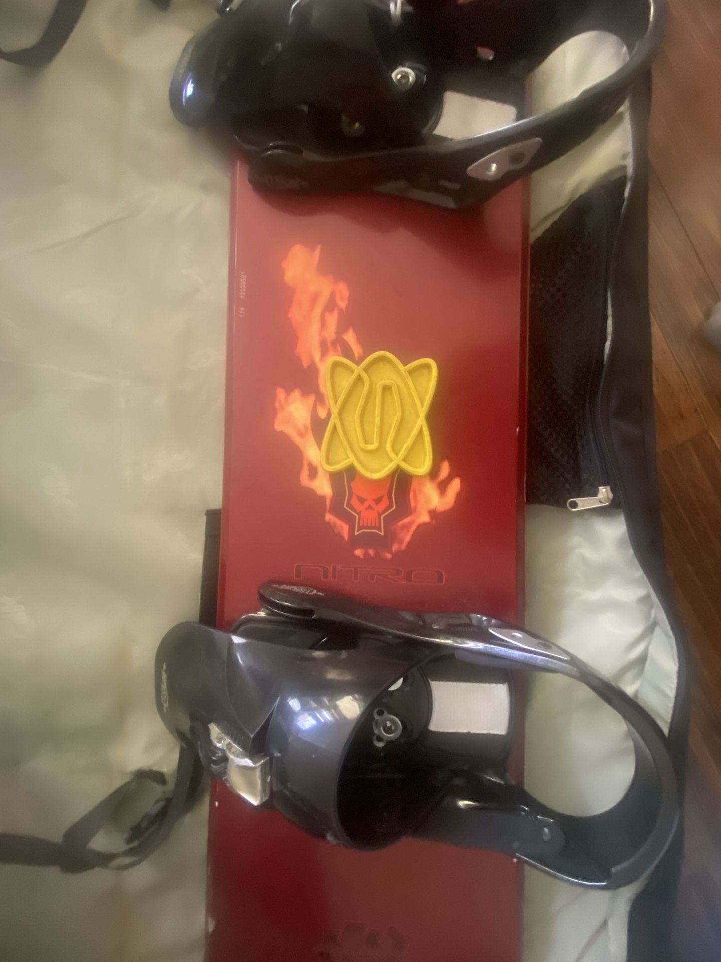 Nitro Snowboard With Bindings