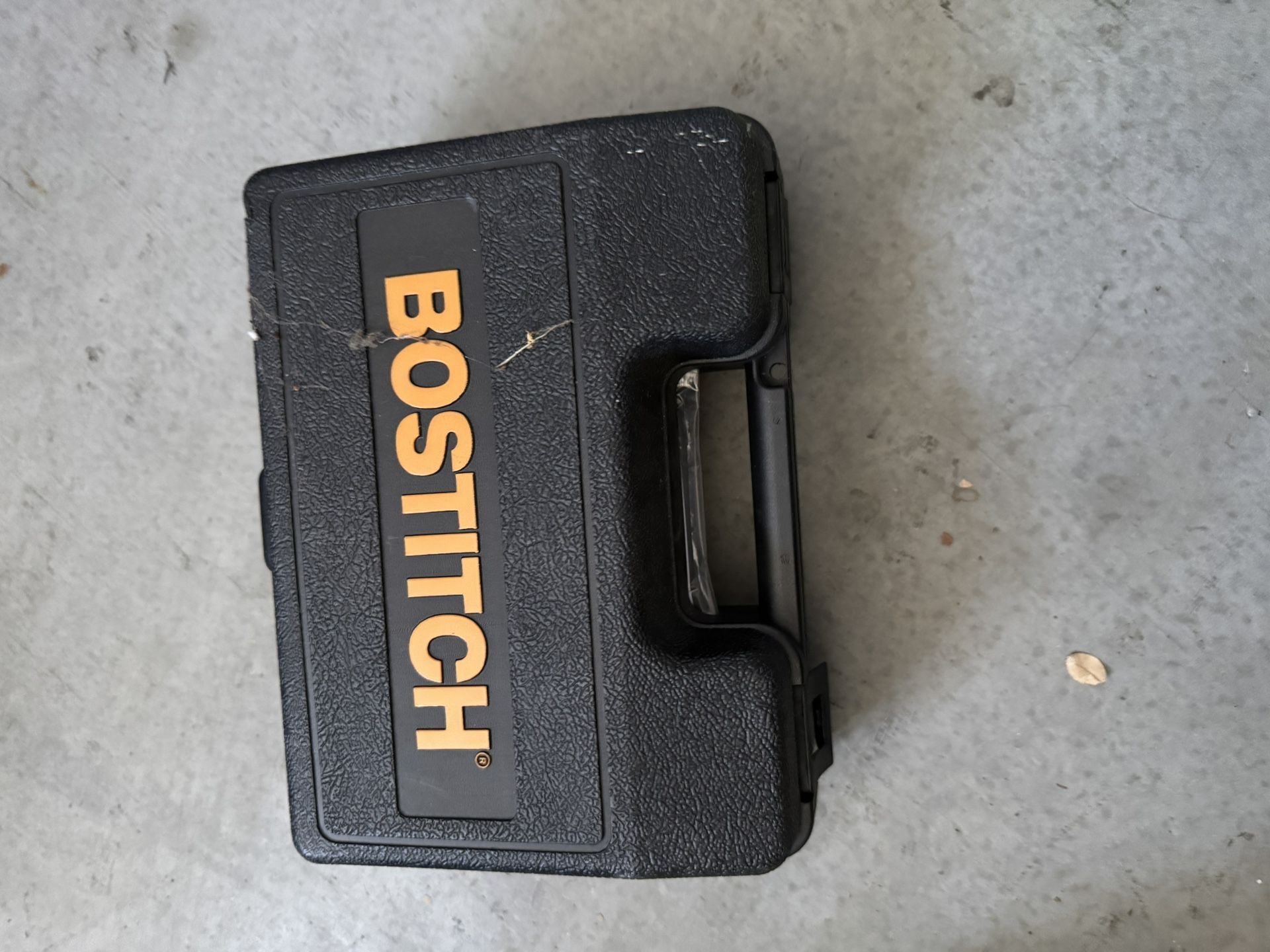 Bostich PN100 Nailer
