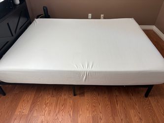 Queen Size Mattress memory foam