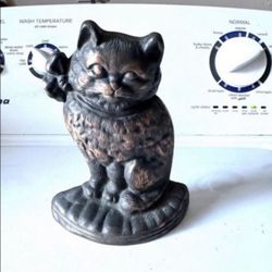 Antique cast-iron doorstop or a tabletop decor