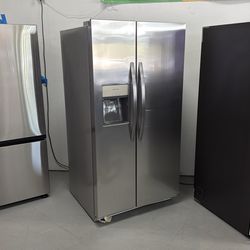 Frigidaire 25.6 Cubic Feet Side By Side Refrigerator Brand New, 1 Year Manufacturers Warranty