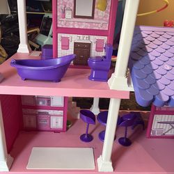 Doll House With Furniture 