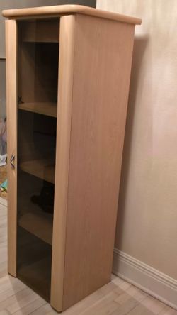 Cabinet with glass insert door