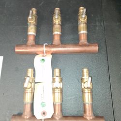 Two manifold 3 Port. 1" With 3/4" Crimp Balancing Valves.