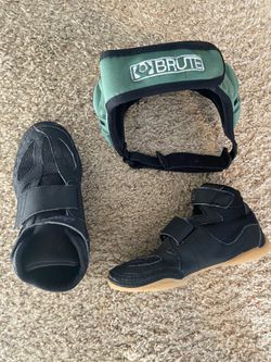 Youth Wrestling Shoes And Headgear 