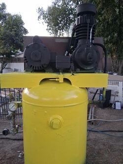 Shop compressor kelloggs mech.