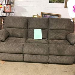 Scranto Oak Reclining Sofas and Loveseats With İnterest Free Payment Options 