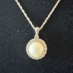 Sterling Silver Pearl Pendant Necklace With Diamonds