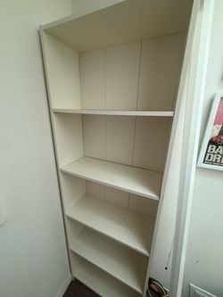White Bookcase with 5 Shelves - Free
