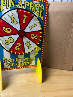 Spin to win raffle boardgame