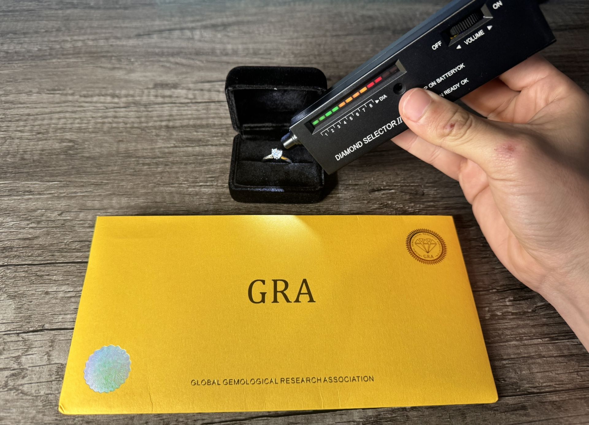 1.0 Ct Adjustable Moissanite Engagement Ring