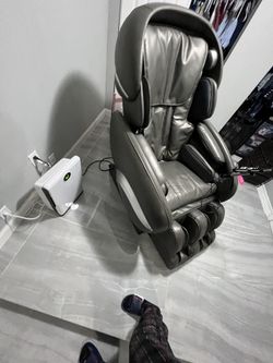 Massage Recliner From El Dorado Furniture ,cost 6k,like New