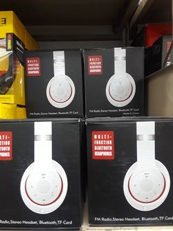 BLUETOOTH HEADPHONES BRAND NEW IN BOX