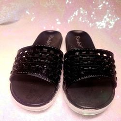 Black Ruby Size 5 Slides