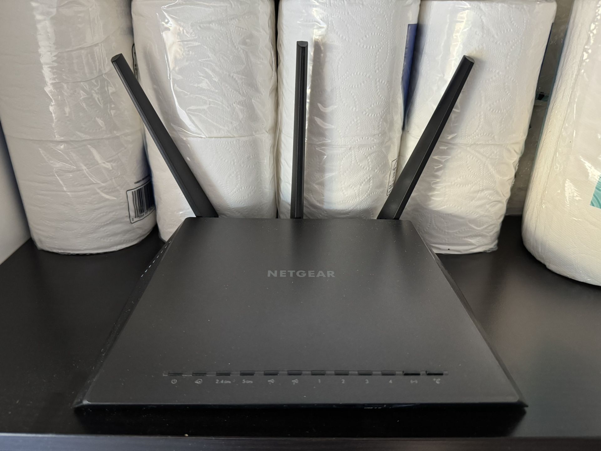 Netgear Nighthawk AC2300 Router