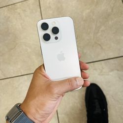 iPhone 15 Pro Unlocked