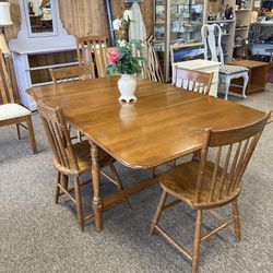 Drop Leaf Table And Chairs 