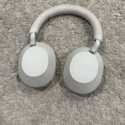 Sony Headphones (WH-1000XM5)