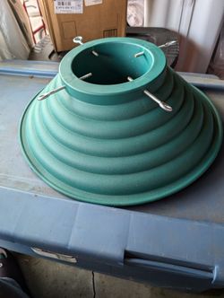 CHRISTMAS TREE STAND $10