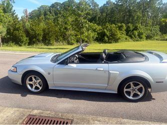 2004 Ford Mustang