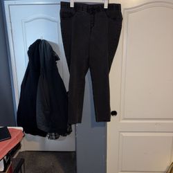 Chic Black Skinny Jeans for Women