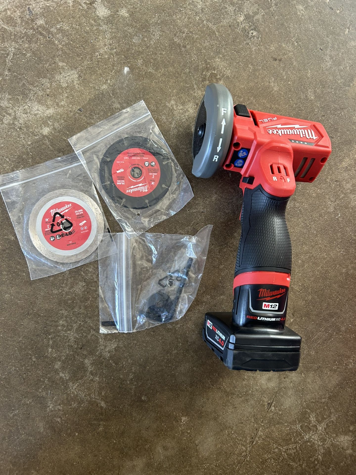 Milwaukee M12 FUEL 12V 3 in. Lithium-Ion Brushless Cordless Cut Off Saw Kit with One 4.0 Ah Battery