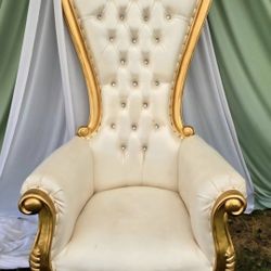 Gorgeous Royal Throne Chair 