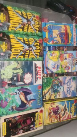 Lot of Vintage Children's VHS Tapes