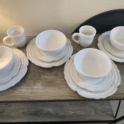 Beautiful Bianca Dish Set 