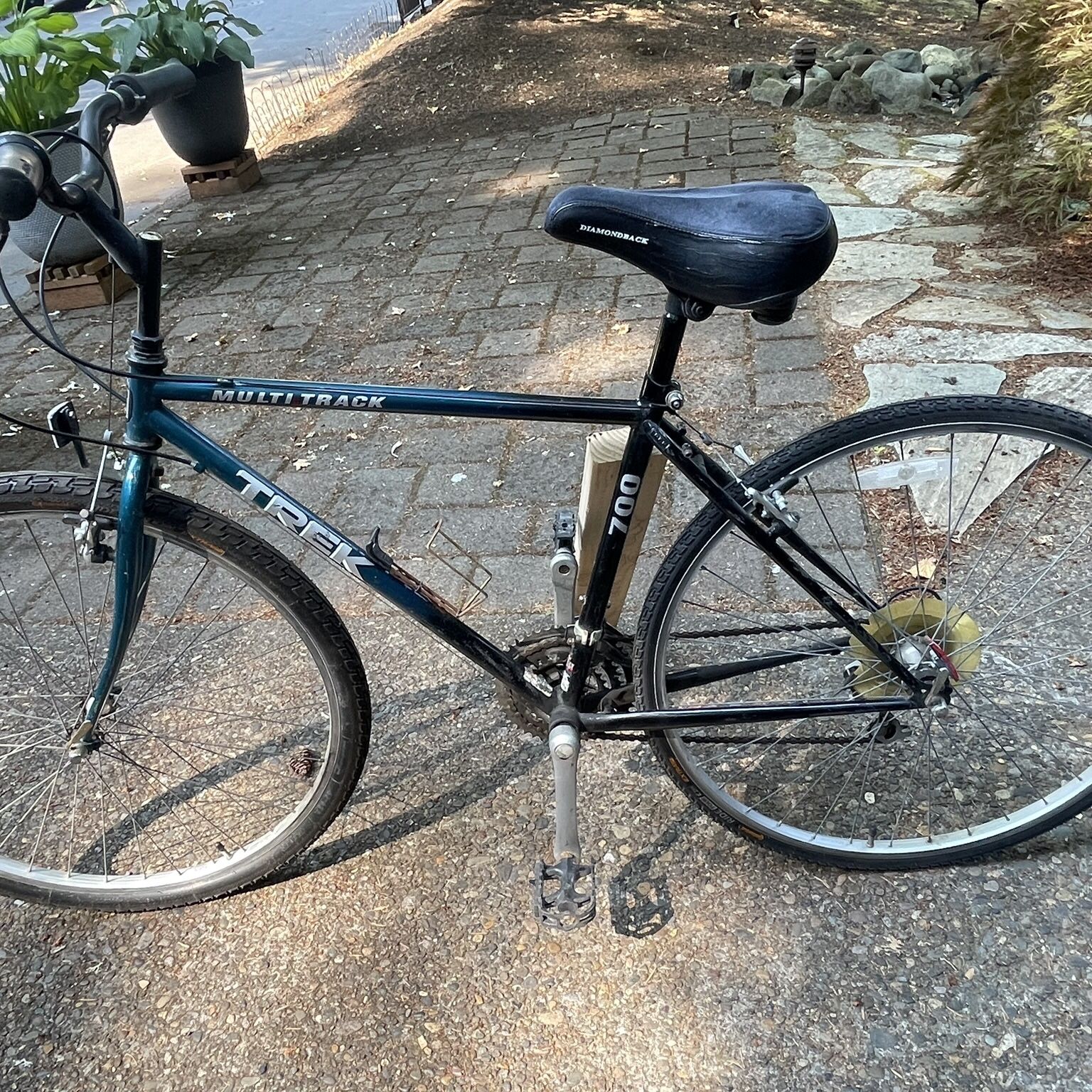 trek 700 hybrid bicycle Trek Multitrack 700 Hybrid Bike for Sale in Beaverton, OR