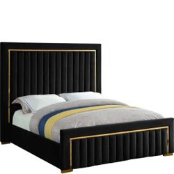 Dolce Velvet Black King Bed (3 Boxes)

