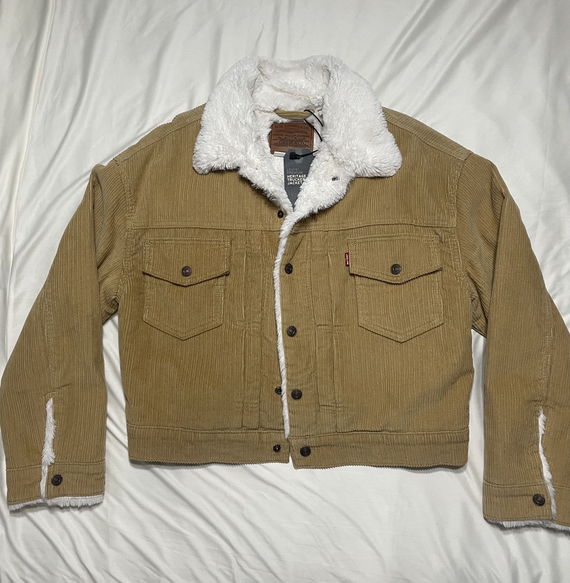 Levi’s Heritage Corduroy Sherpa Lined Jacket (Small)