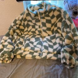 Green And White Pattern Fluffy Puffer Sweater 